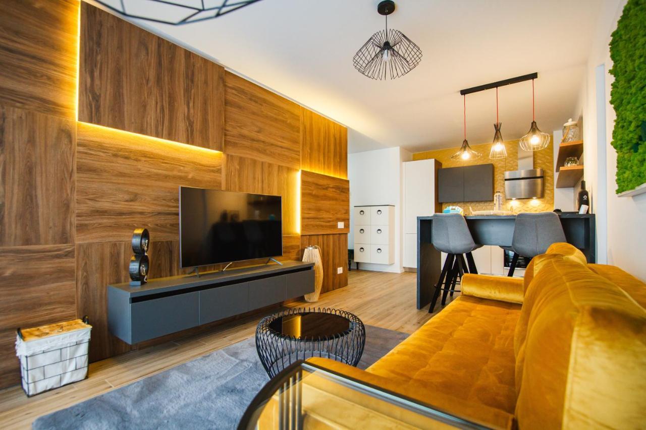 Magnificent Home At Prima Residence Oradea Exterior foto